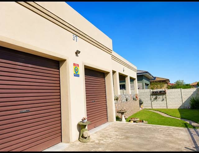 3 BEDROOM HOUSE FOR SALE IN REEBOK